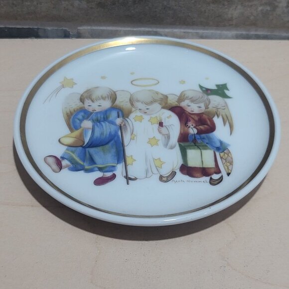 Schmid Berta Trio Angels Hummel Museum Miniature Plate Collection 1977 - Picture 6 of 9